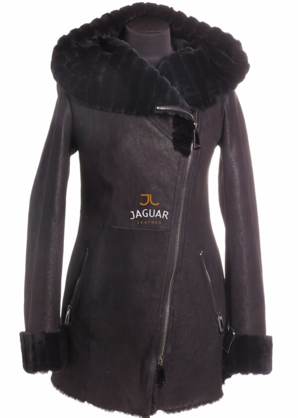 Женская дублёнка короткая LUF1200 black ice